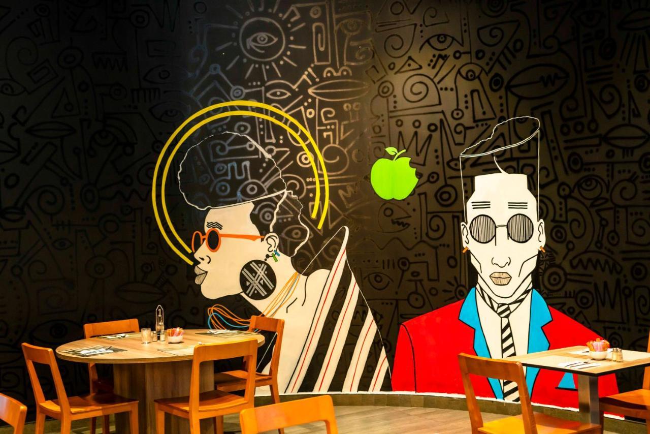 Onomo Hotel Duala Zewnętrze zdjęcie